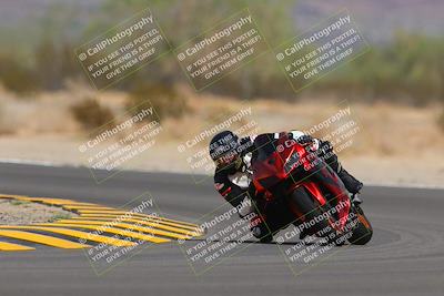 media/Sep-11-2022-SoCal Trackdays (Sun) [[81b7e951af]]/Turn 5 (1110am)/